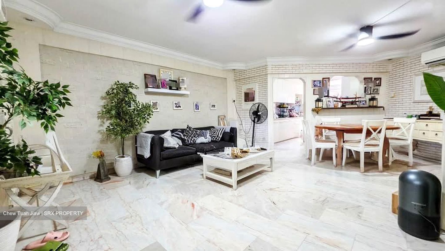 Blk 708 Hougang Avenue 2 (Hougang), HDB 4 Rooms #557857231
